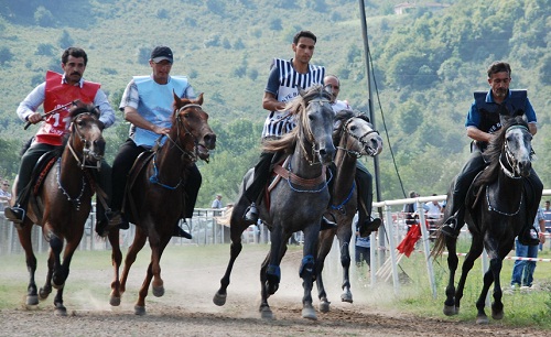 Rahvan At Yarışları´nda bir ilk